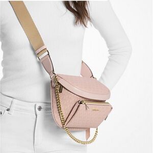 Slater Medium Signature Logo